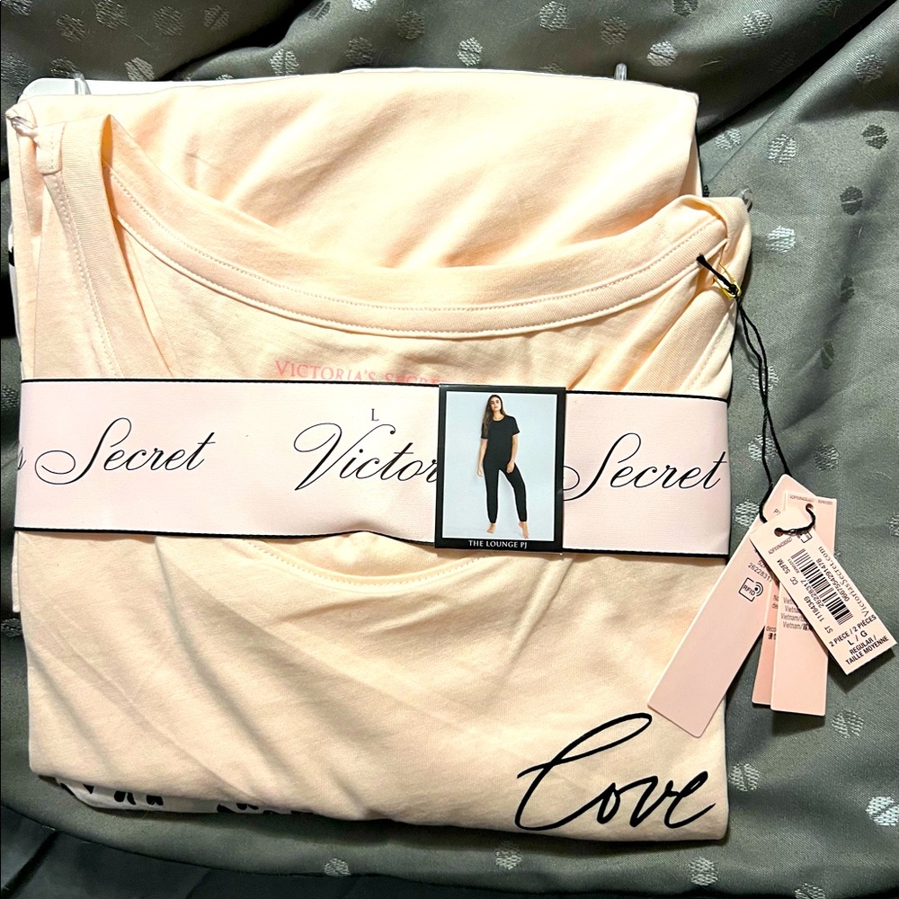 Victoria’s Secret Pajama set pink